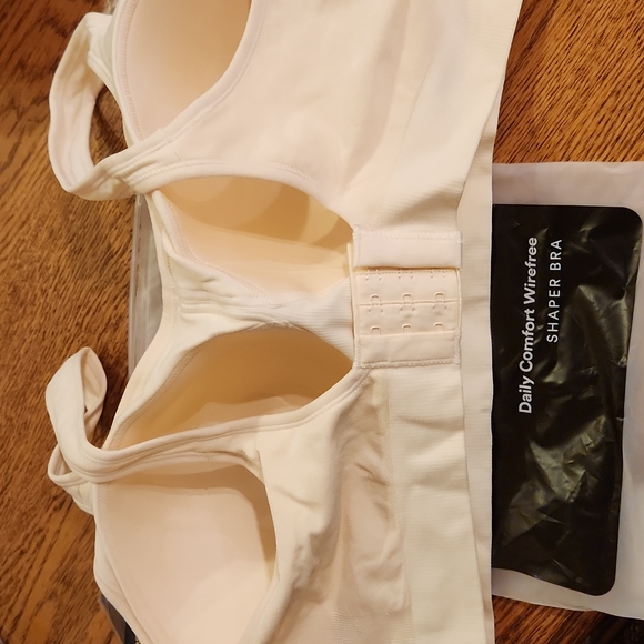 Bra - Picture 3 of 4